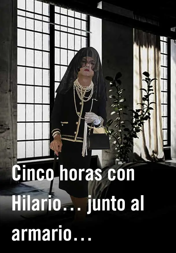Cartel de Cinco horas con Hilario… junto al armario…